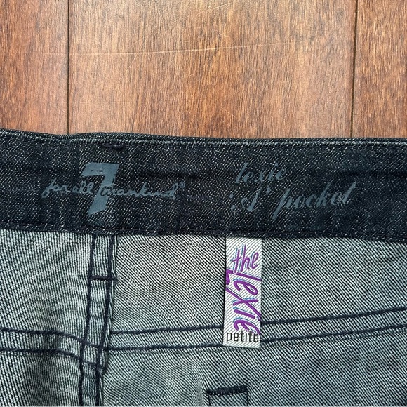 7 For All Mankind Lexie Petite “A” Pocket Bootcut Jeans, Size 29 - Picture 13 of 13